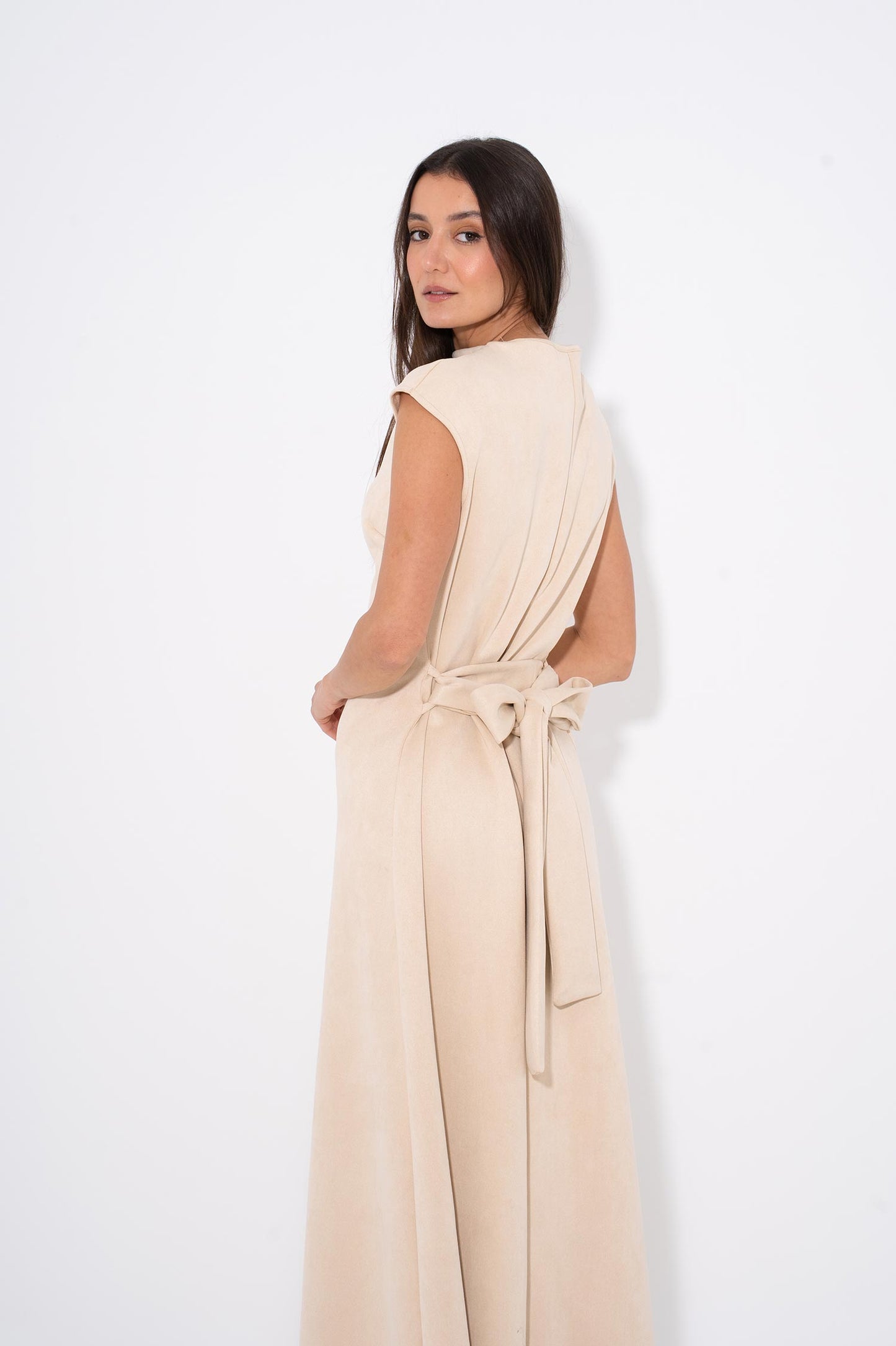 Chic Sleeveless Maxi Dress - Beige