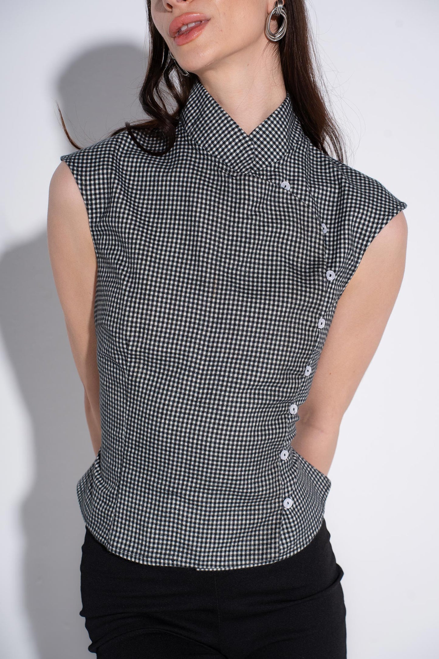 Sleeveless Chinese Top - Black
