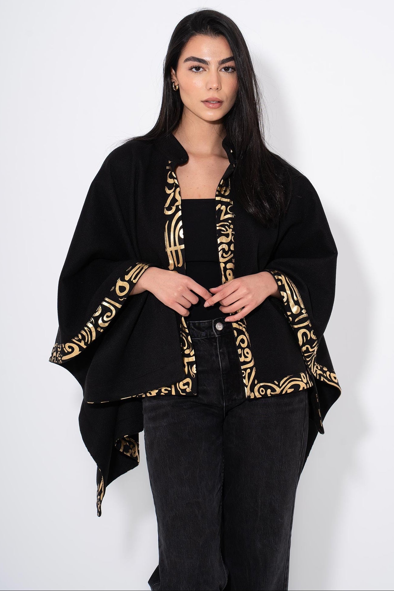 Gokh poncho with Arabic Trim - Black
