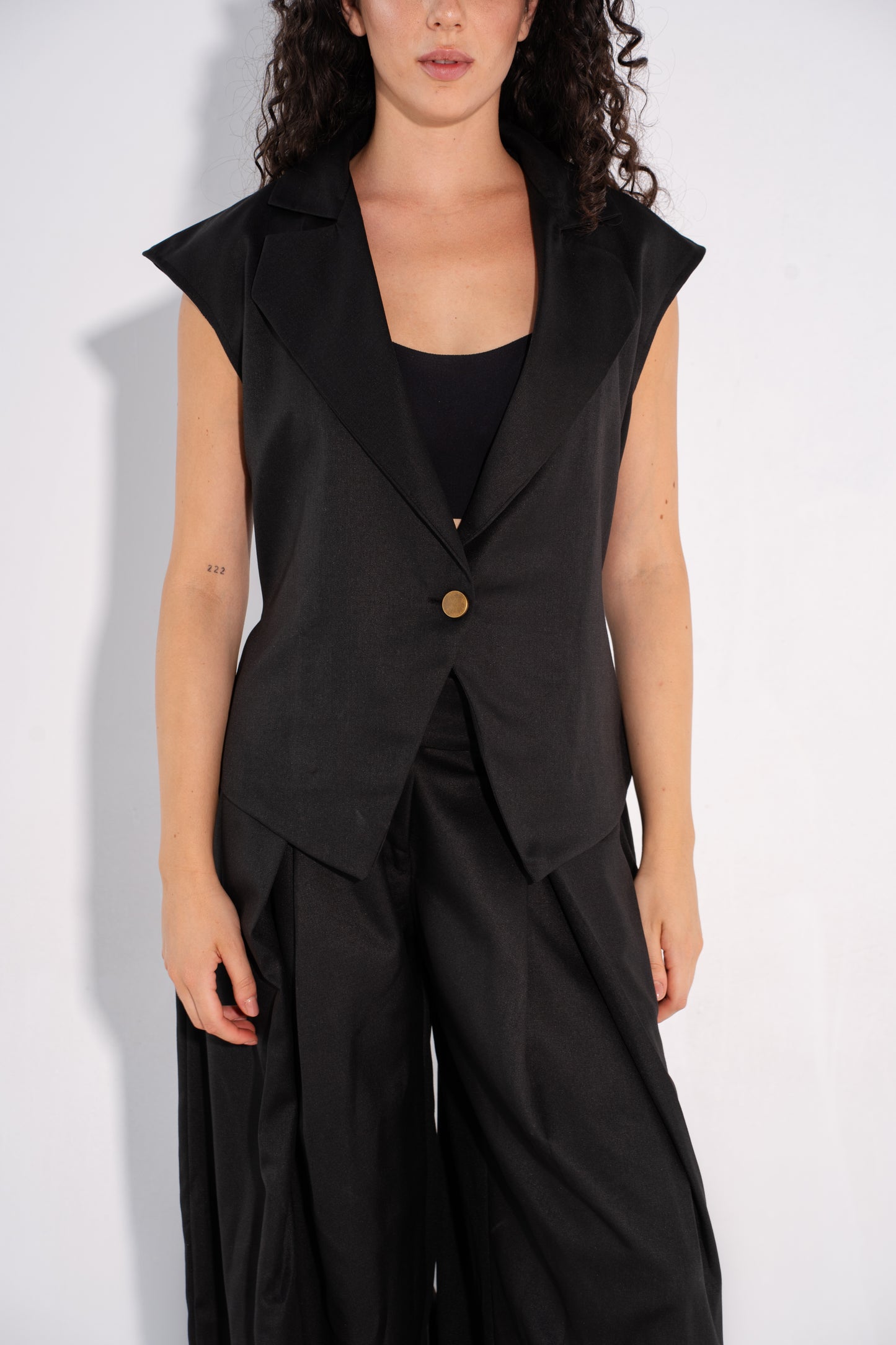 The Summer Boss Top - Black