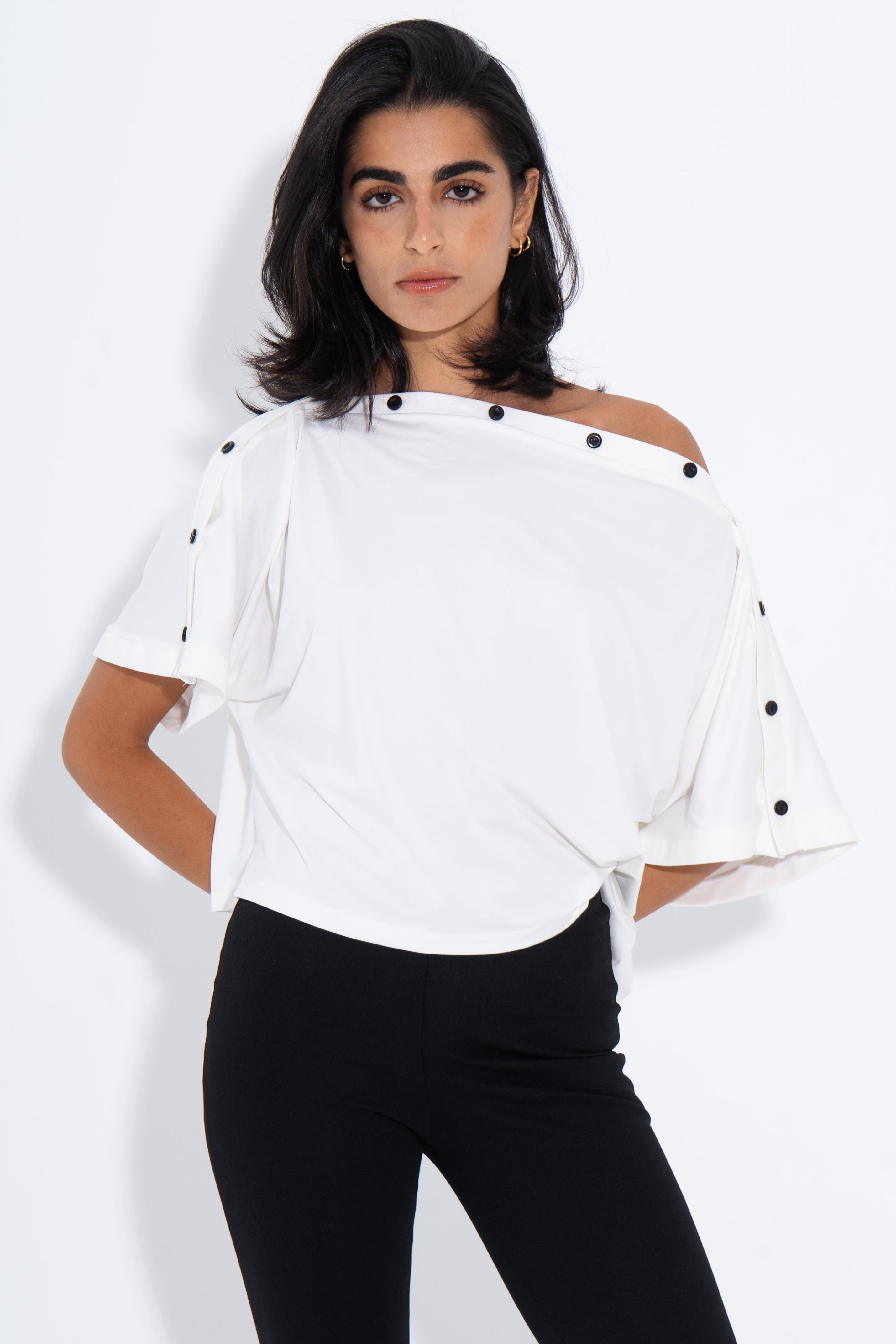 Adjustable Buttoned Shoulder Top - White – Leocansa