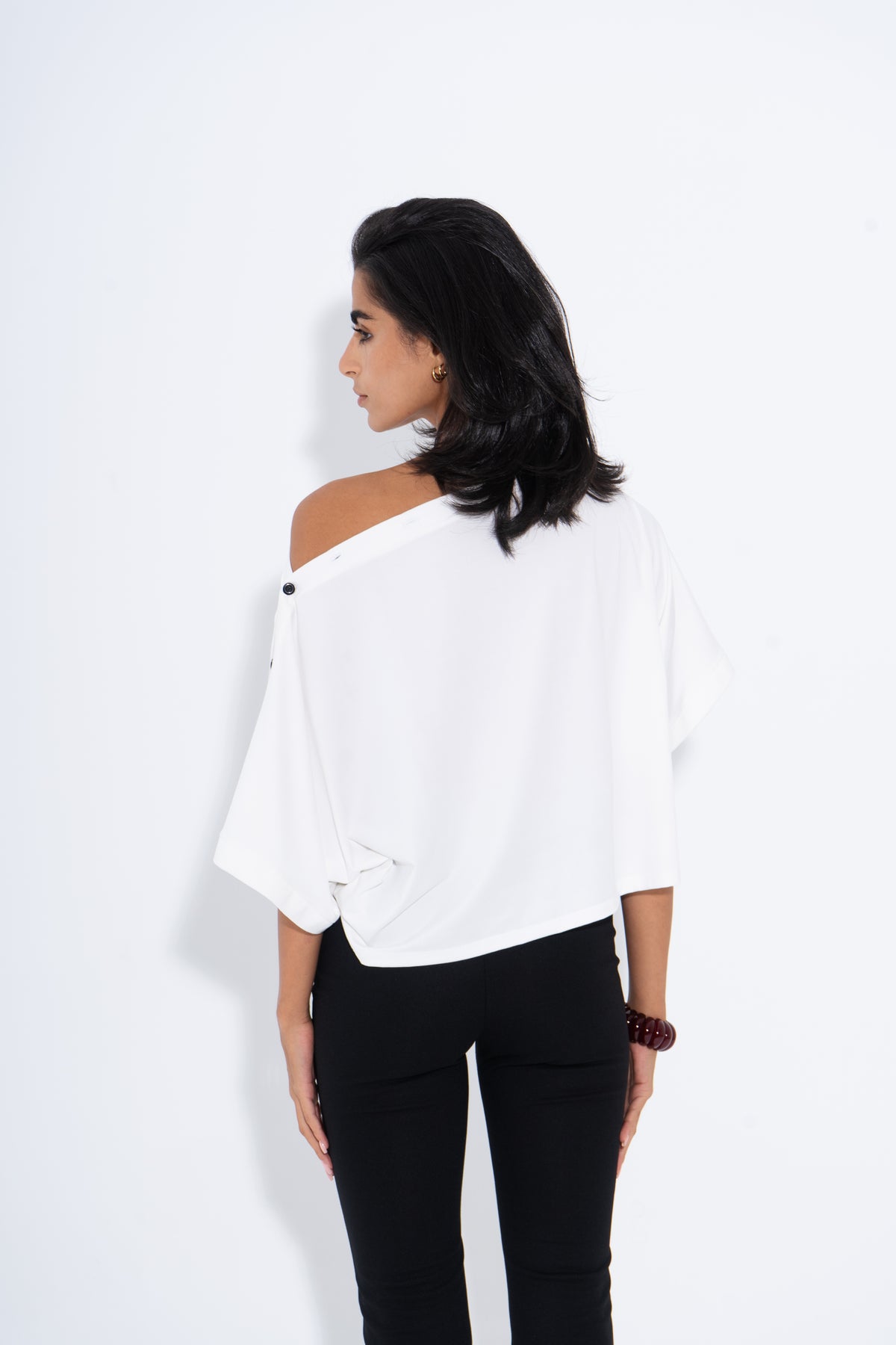 Buttoned Shoulder Adjustable Buttoned Shoulder Top - White – Leocansa