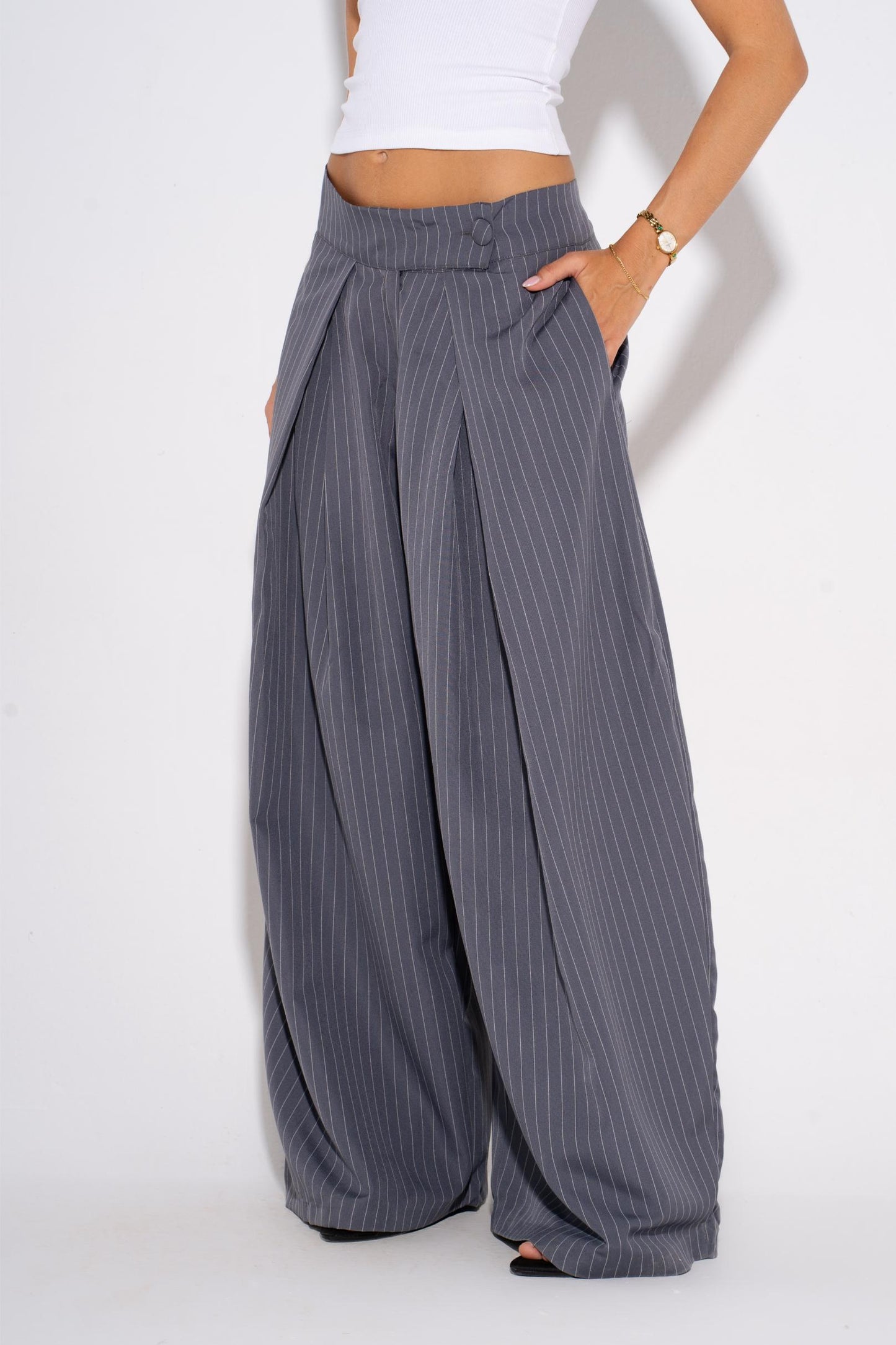 The Summer Boss Pants - Grey