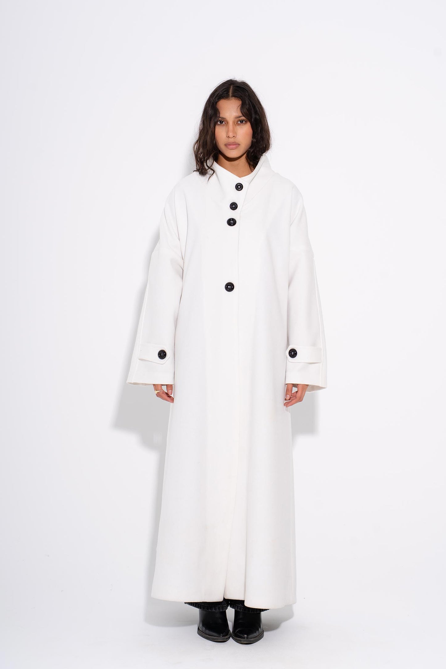 Buttoned Wool Coat - White