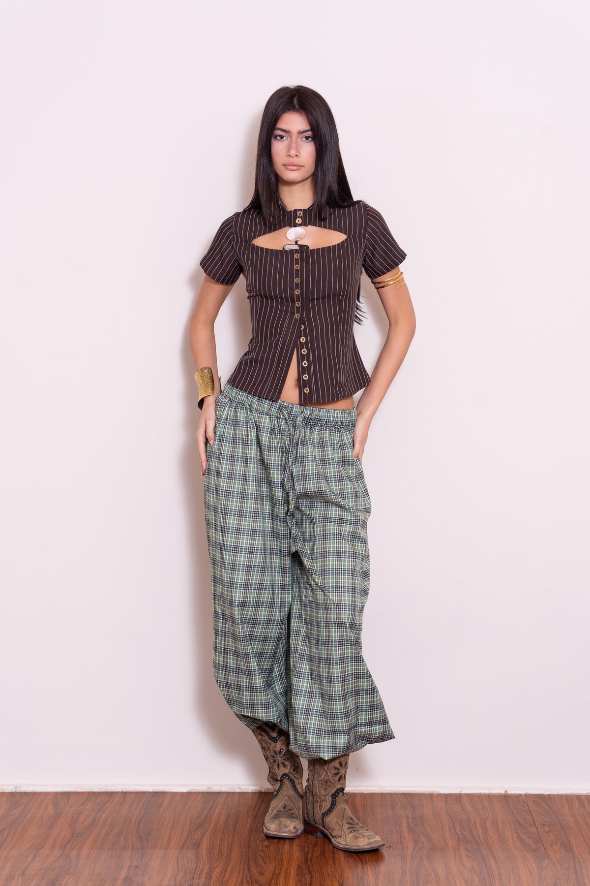 The Peek Top 001