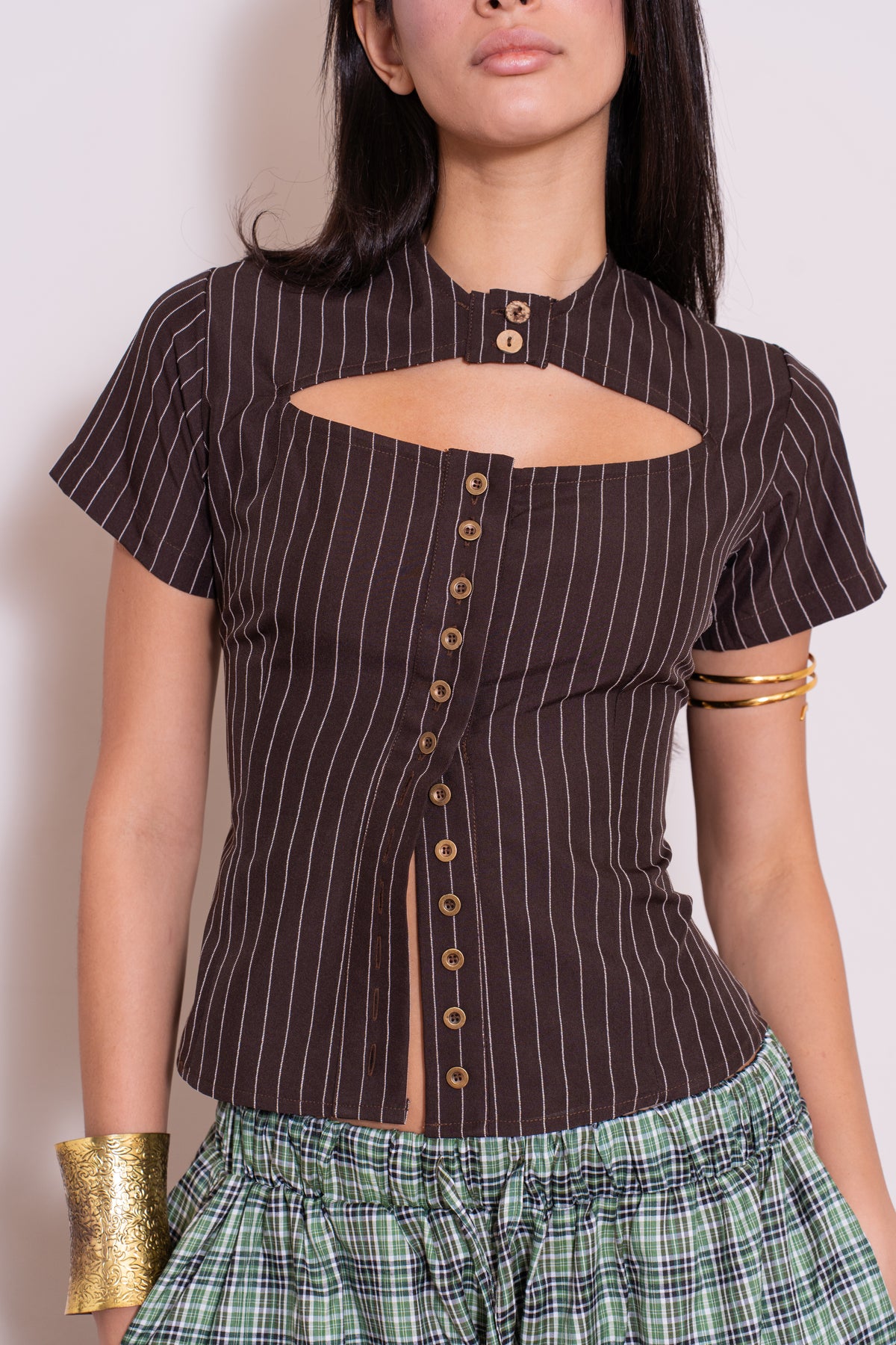 The Peek Top 001